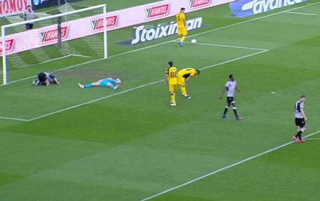 Σοκ με Τσιντώτα: Αίματα από τη γονατιά του Ουάρντα [εικόνες & βίντεο]