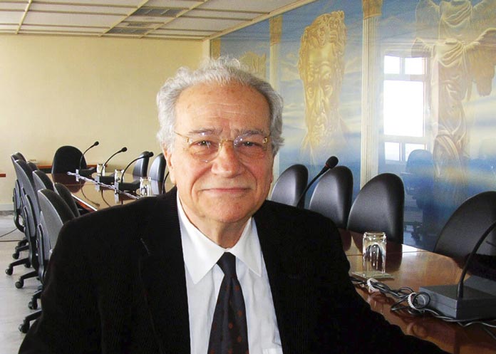 Πέθανε ο εξελικτικός βιολόγος και ακαδημαϊκός Κωνσταντίνος Κριμπάς