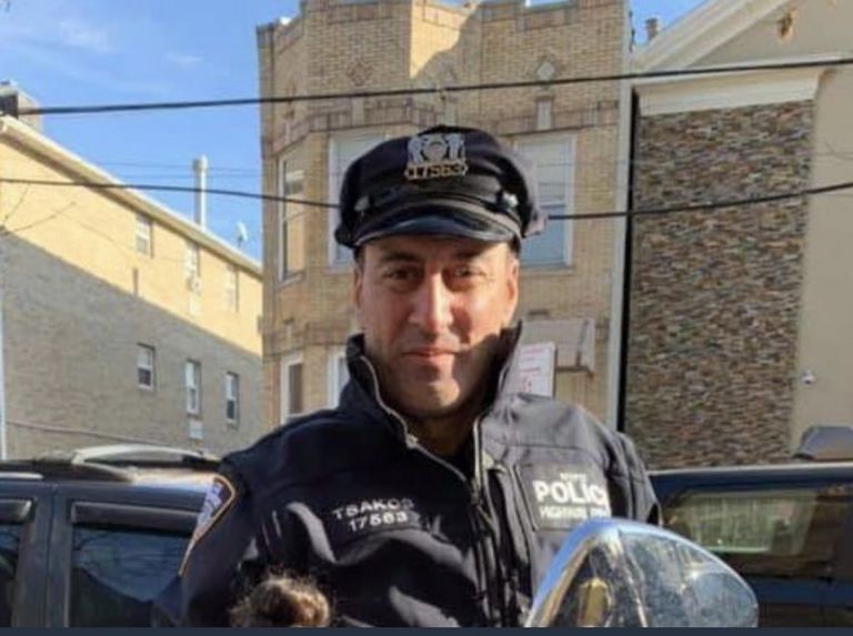 ΗΠΑ: Αυτοκίνητο παρέσυρε και σκότωσε έλληνα αστυνομικό – «F@ck the police» φώναζε η δράστις