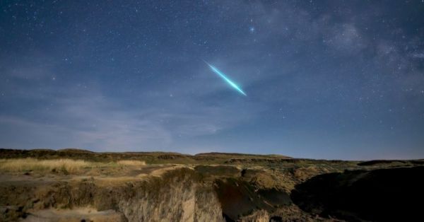 Πόσο ζυγίζουν τα πεφταστέρια που πέφτουν κάθε χρόνο στη Γη;