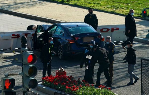 Καπιτώλιο : Το προφίλ του δράστη της επίθεσης – Τα χάπια, η κατάθλιψη και οι τάσεις αυτοκτονίας