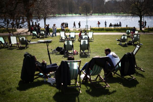 Βρετανία – Κοροναϊός : Πρόγραμμα μαζικών τεστ ανακοίνωσε ο Μπόρις Τζόνσον – Ανοίγει σταδιακά η οικονομία