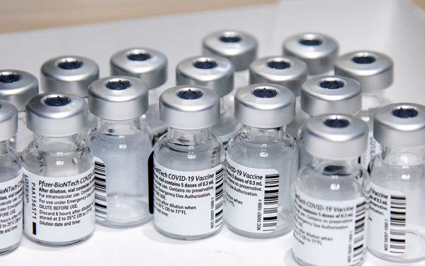 Νότια Αφρική: Συμφωνία με Pfizer για αγορά 20 εκατ. δόσεων
