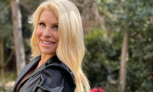 Ελένη Μενεγάκη: Δείτε πως καλημέρισε το Instagram και τα like έπεσαν βροχή