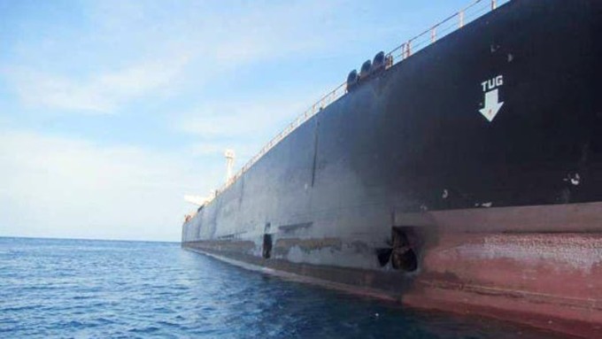 Ένταση στην Ερυθρά Θάλασσα - Η Τεχεράνη επιβεβαιώνει την επίθεση σε φορτηγό πλοίο