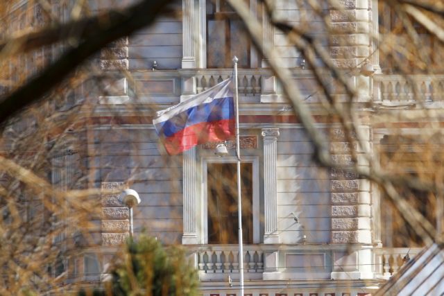 Κατασκοπικό θρίλερ: Η Τσεχία απελαύνει 18 ρώσους διπλωμάτες