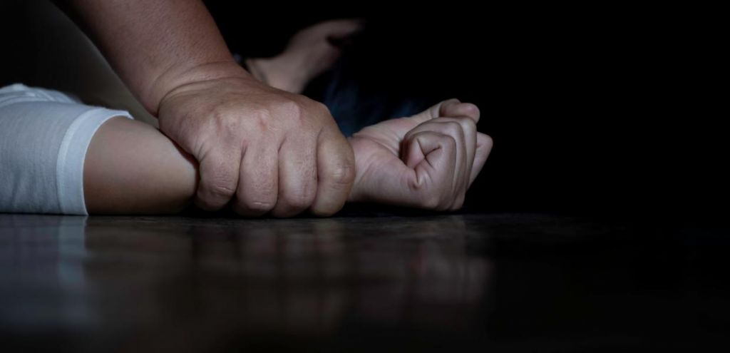 Ρόδος : Αδελφές κατήγγειλαν άνδρα για ασέλγεια από τα 6 τους χρόνια