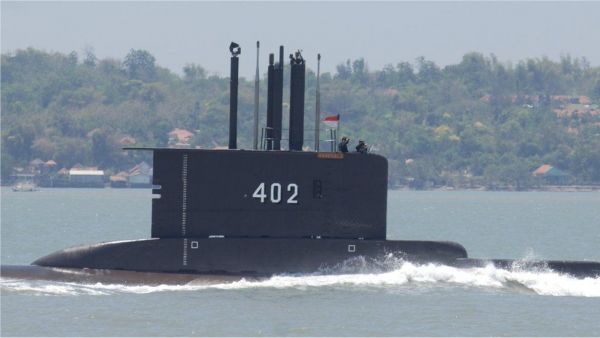 Ινδονησία: Σε βάθος 850 μέτρων βυθίστηκε το υποβρύχιο – Φόβοι ότι εξαντλήθηκε το οξυγόνο