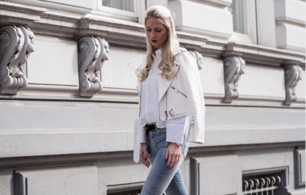 Βαρέθηκες τα ξανθιά μαλλιά; Αυτή είναι η νέα απόχρωση που πρέπει να τολμήσεις