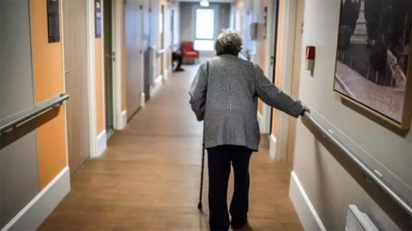 Γηροκομείο στα Χανιά: Ανατριχιαστικές μαρτυρίες συνθέτουν την εικόνα του κολαστηρίου