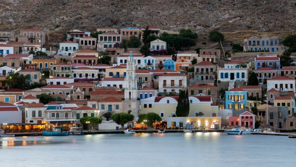 «Covid free» νησί η Χάλκη – Ετοιμάζεται να υποδεχτεί τους τουρίστες