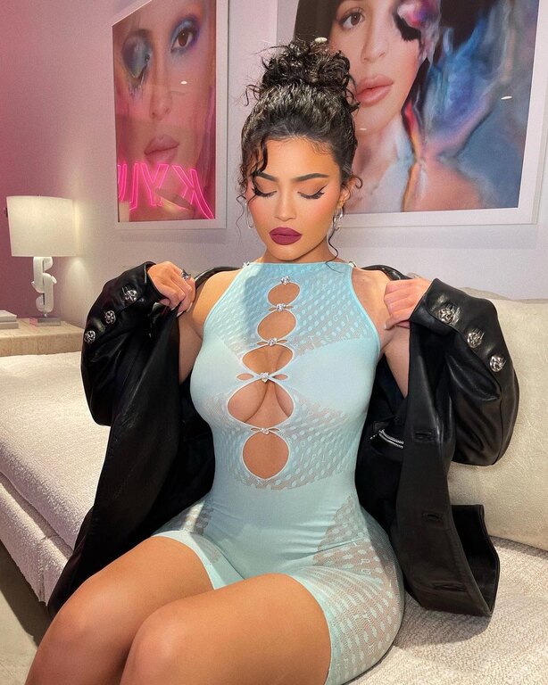Kylie Jenner: Ανέβασε φώτο με μαγιό και έπεσε το Instagram