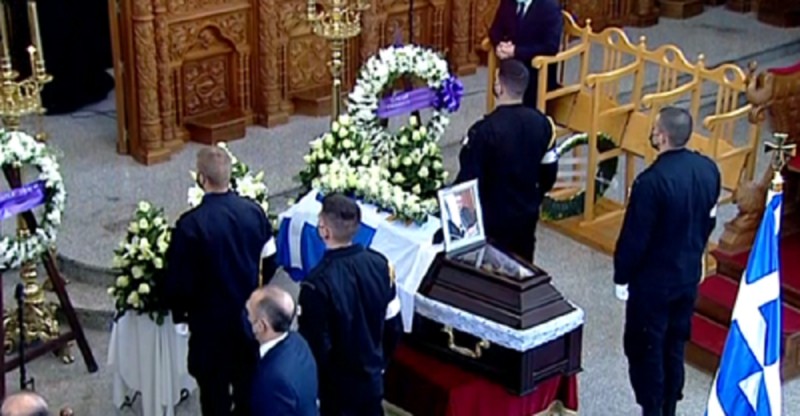 Κύπρος : Στερνό αντίο στον Σωκράτη Χάσικο -Με απόδοση τιμών η κηδεία