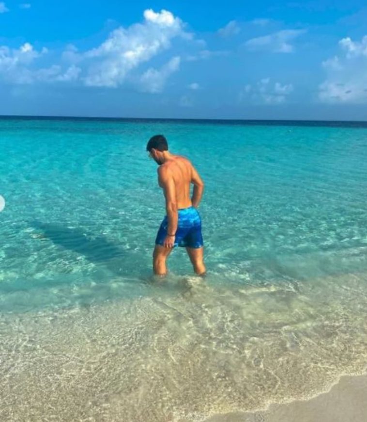 Γνωστός ηθοποιός διακοπάρει για Πάσχα στις Μαλδίβες