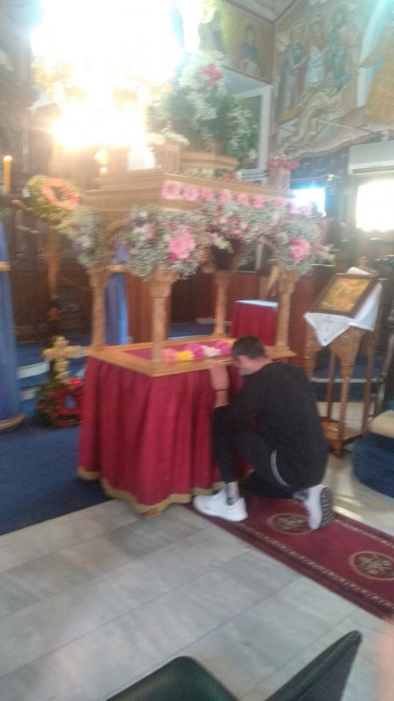 Συγκινητικές στιγμές με τον Επιτάφιο μέσα στις φυλακές Κορυδαλλού