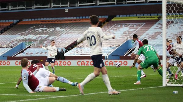 Άλμα τίτλου για την Μάντσεστερ Σίτι (2-1)