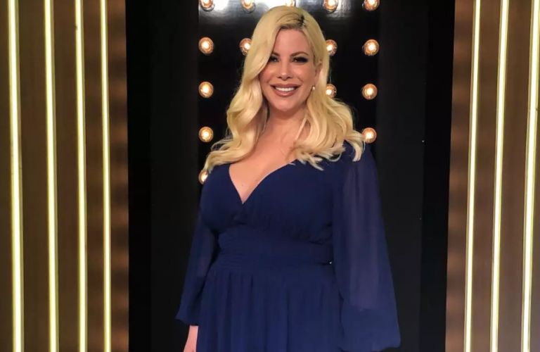 Αντελίνα Βαρθακούρη: Γιατί δεν κράτησε το επώνυμο της μετά τον γάμο;