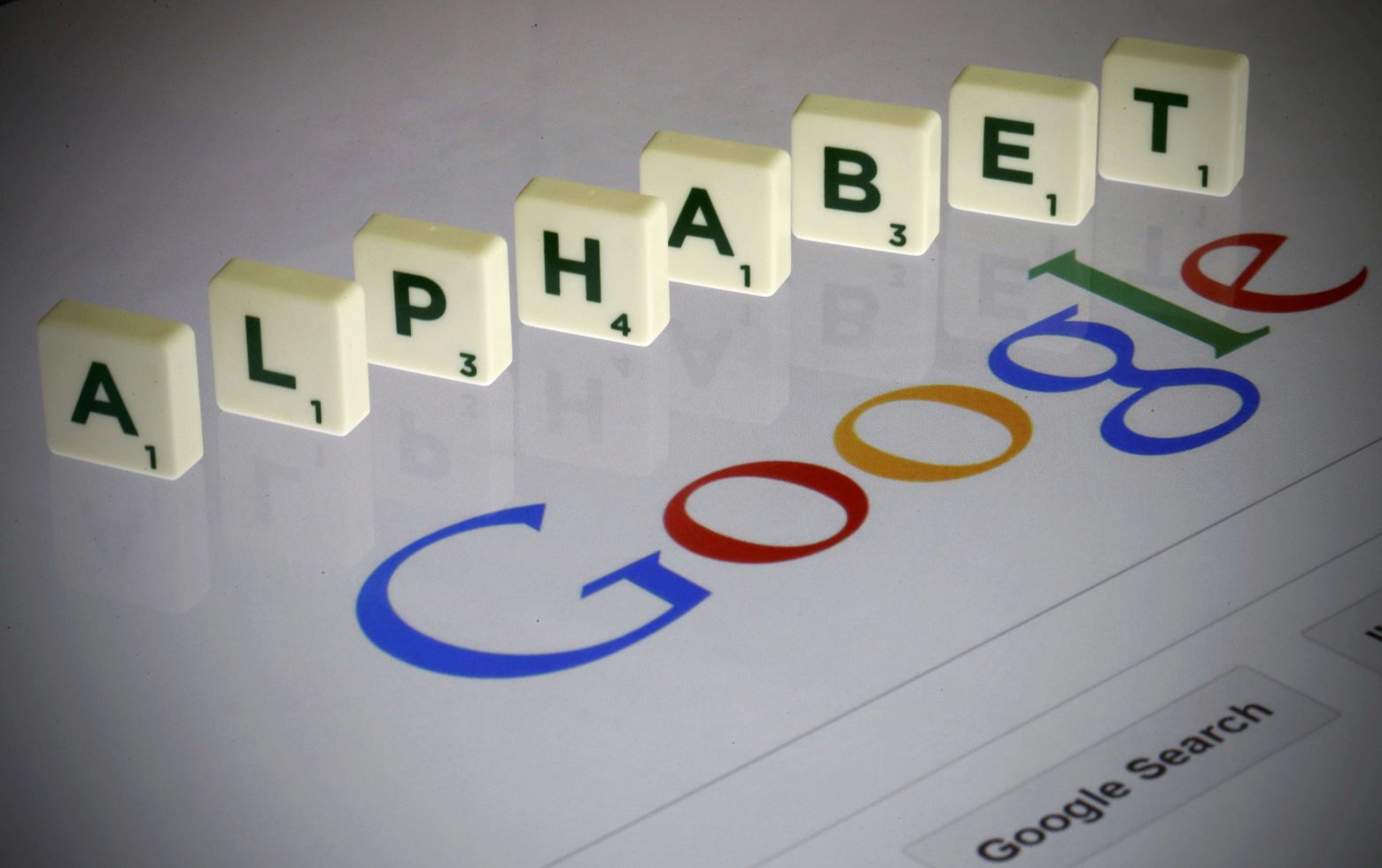 Alphabet: Κέρδη-ρεκόρ για τον όμιλο της Google χάρη στην πανδημία
