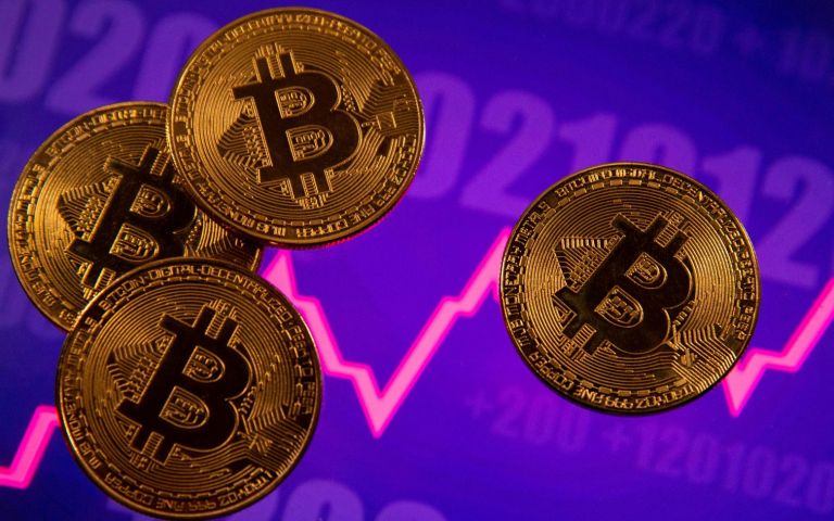 Bitcoin: Βουτιά για τα κρυπτονομίσματα ενόψει φορολογικών μέτρων Μπάιντεν