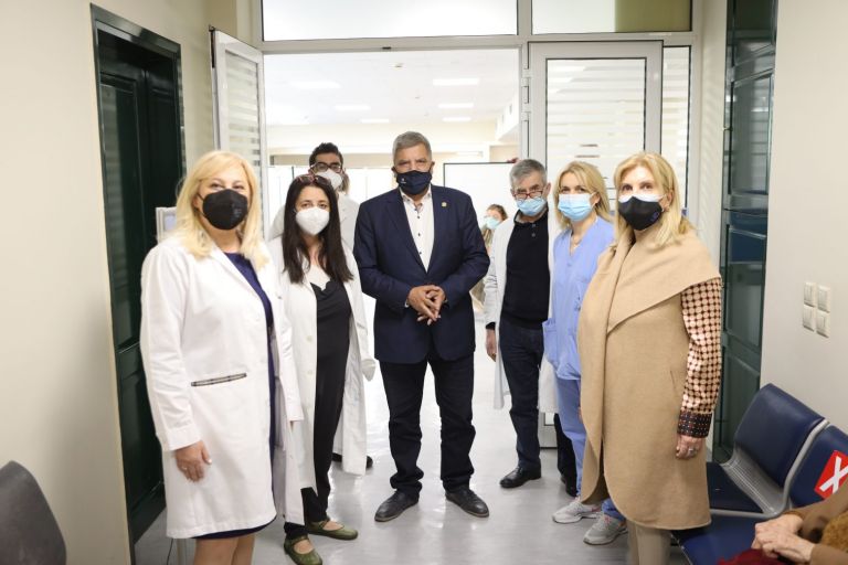 Γιώργος Πατούλης: Εμβολιάστηκε ο περιφερειάρχης Αττικής