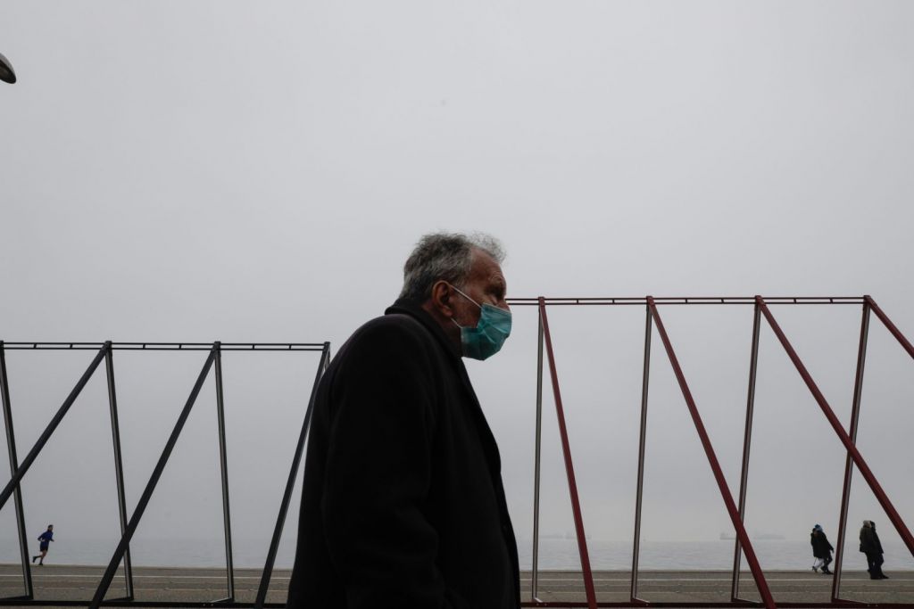 Παπαϊωάννου :  Αύξηση του ιικού φορτίου στη Θεσσαλονίκη – Είμαστε περίπου στην πρώτη εβδομάδα του Νοεμβρίου