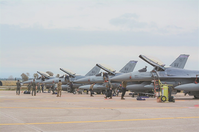 «Τράφικ» μαχητικών στην Ανδραβίδα - Ο «Ηνίοχος» φέρνει 100 πολεμικά αεροπλάνα στην Ελλάδα