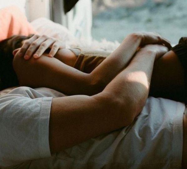 «Σκότωσε» η πανδημία τη σεξουαλική μας ζωή;