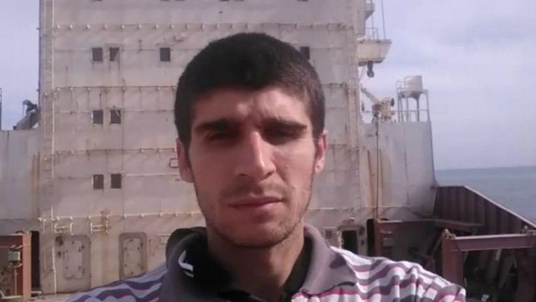 Nαυτικός πέρασε 4 χρόνια ολομόναχος σε εγκαταλελειμμένο πλοίο