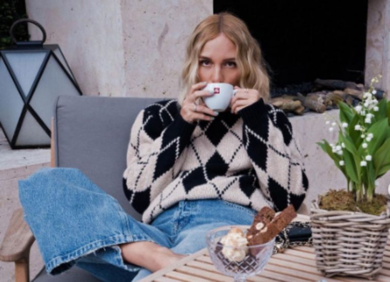 Εταιρεία προσφέρει 3.000 δολάρια για να κάνετε περισσότερα διαλλείματα… για καφέ