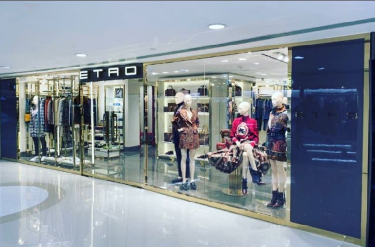 Φήμες εξαγοράς της ιταλικής φίρμας Etro από την εταιρεία L Catterton