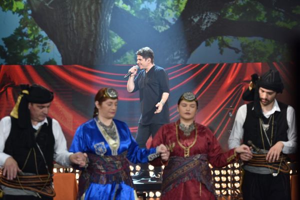 Πάσχα με το MEGA και τον Νίκο Κουρκούλη