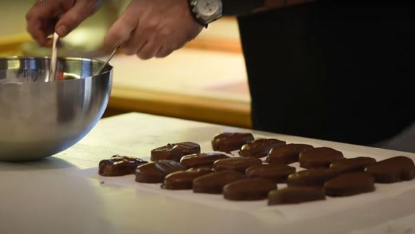 Αυτή είναι η πιο εύκολη συνταγή για καριόκες με μόλις 3 υλικά