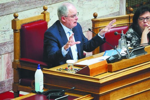 Τασούλας προς ΣΥΡΙΖΑ : Η επιστολική ψήφος είναι σύμφωνη με τον Κανονισμό της Βουλής