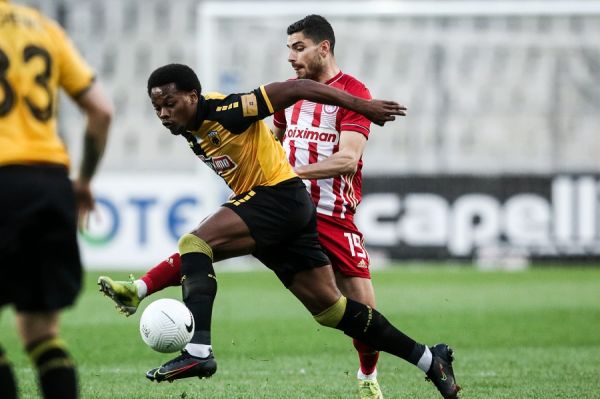 Super League: Οι αριθμοί της αναμέτρησης Ολυμπιακός – ΑΕΚ