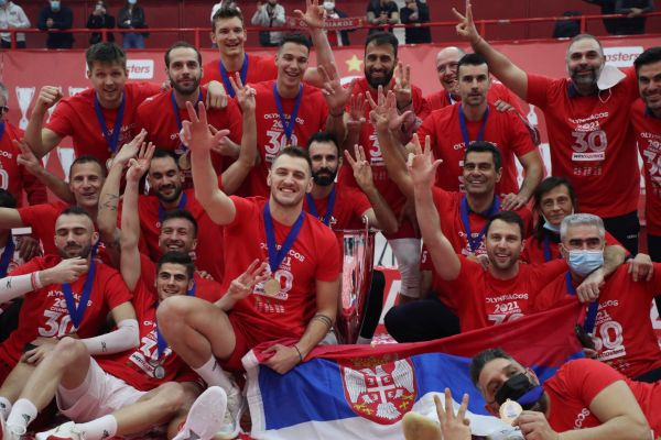 Ολυμπιακός : Το έβδομο για τον Ανδρεάδη, τέταρτο για τον Εφραιμίδη