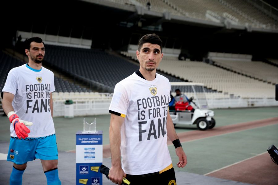 Φόρεσαν μπλουζάκια κατά της ESL οι παίκτες της ΑΕΚ : «Το ποδόσφαιρο ανήκει στους οπαδούς» (pic)