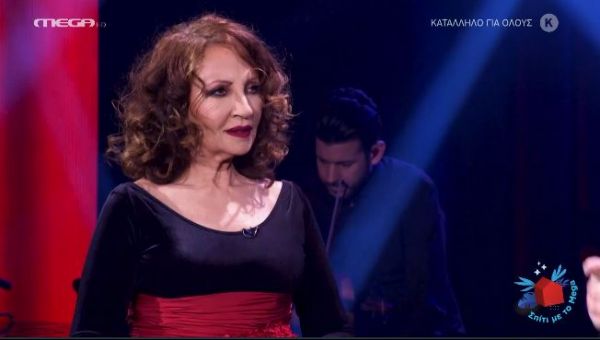 Σπίτι με το MEGA: Σαγήνεψε το κοινό η Γλυκερία με την υπέροχη φωνή της