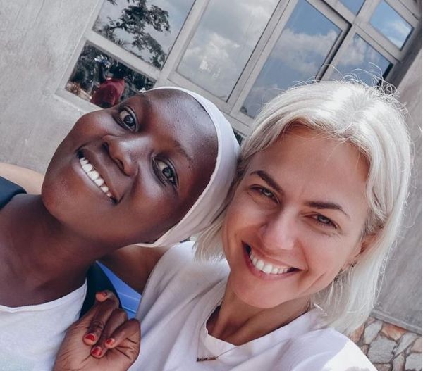 Χριστίνα Κοντοβά: Τα ταξίδια στην Αφρική και η απόφαση να υιοθετήσει την μικρή Έιντα