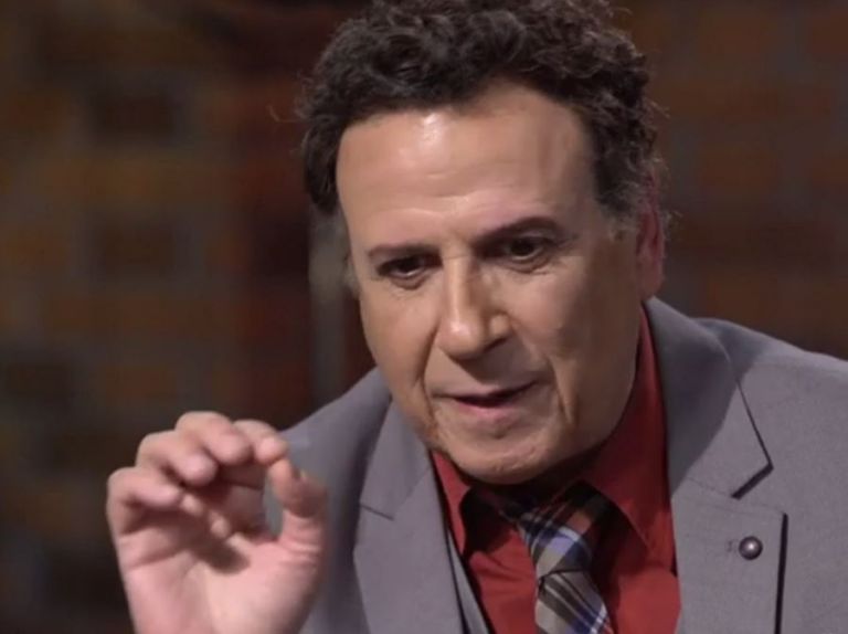 Χάρης Ρώμας: «Mίλησα μετά από χρόνια με τον πατέρα μου λίγο πριν πεθάνει»