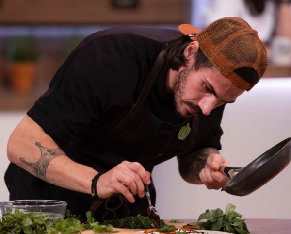 Άκης Πετρετζίκης: Επικό τρολάρισμα από τον «ακατανόμαστο» MasterChef