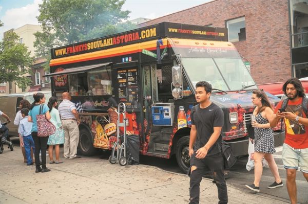 Ψήφος αποδήμων : Τι φοβάται ο Αλέξης Τσίπρας στην Αστόρια