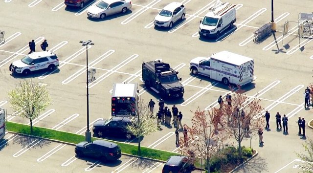 ΗΠΑ : Πυροβολισμοί σε σουπερμάρκετ στη Νέα Υόρκη – Ένας νεκρός