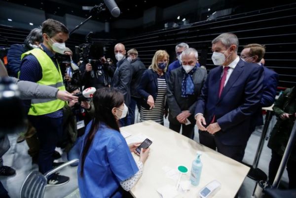 Τσεχία : «Σφάζονται» υπουργοί στην «ποδιά» της Ρωσίας 