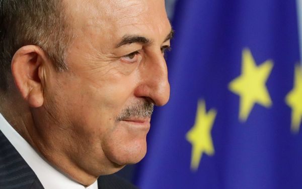 Τσαβούσογλου : «Απαράδεκτη» η στάση του Νίκου Δένδια