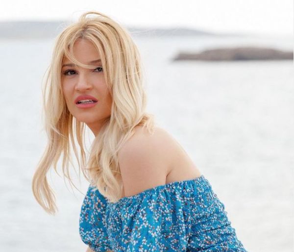 Ποιος είπε την Φαίη Σκορδά «πολύ άσχημη» στο Instagram;