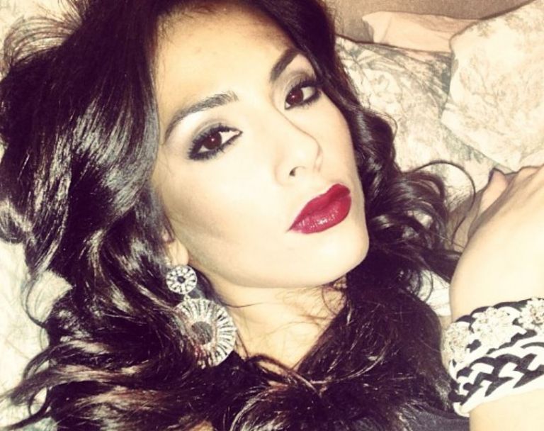 Απίστευτη ιστορία: Μοντέλο έμεινε παραπληγική μετά από μια μπουκιά πρέτζελ