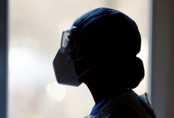 Καναδάς: Μια νοσηλεύτρια τραγουδά στους ασθενείς στις ΜΕΘ ότι «δεν είναι μόνοι»