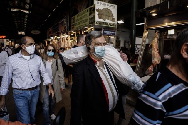 Ερευνα: Όσο αυξάνεται ο αριθμός των εμβολιασμένων μειώνεται ο κίνδυνος μόλυνσης από κοροναϊό