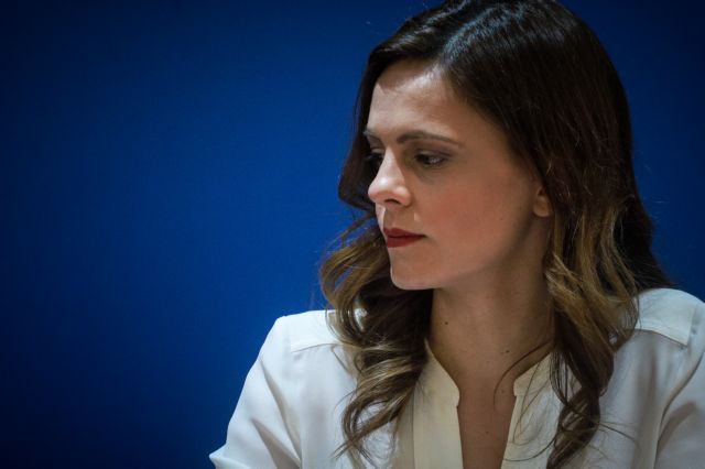 Αχτσιόγλου : Η άρση του λοκ-ντάουν δεν αρκεί για επανεκκίνηση της οικονομίας