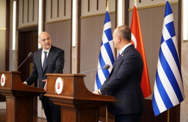 Τσαβούσογλου : Ο Δένδιας με στεναχώρησε – Τίποτα στη Μεσόγειο δεν γίνεται χωρίς την άδεια της Τουρκίας